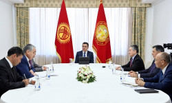 Садыр Жапаров Борбор Азия мамлекеттеринин тышкы иштер министрлерин кабыл алды 