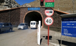 Төө-Ашуудагы тоннелде унаалардын өтүшүнө убактылуу чектөөлөр кирет