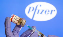 Августта Кыргызстанга "Pfizer" вакцинасы алынып келет