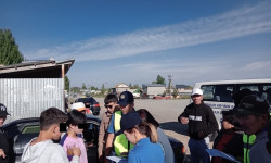 Караколдо жашы жете элек балдар эмгекке тартылган