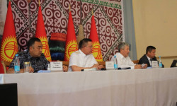 Бийлик өкүлдөрүнүн аймактарды кыдырып, элет эли менен жолугушуусу уланууда