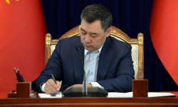 Айрым соттор мөөнөтүнөн мурда бошотулду