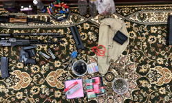 Ар кандай куралдарды сактаган шектүү кармалды