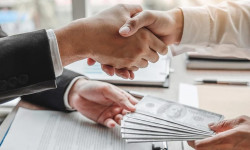 "Кепилдик фонду" кыргызстандыктарга ипотекага үй алууга жардам берет