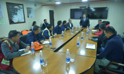 Акылбек Жапаров: «Кумтөрдүн» ишмердүүлүгүнө көзөмөл катуу болот