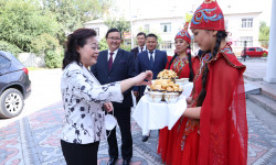 УТРК Кытай менен кызматташат