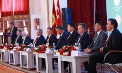 Сүйүнбек Касмамбетов “Имам Сарахси” илимий конференциясына катышты