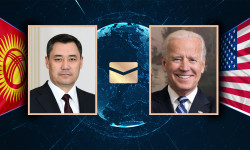  Джозеф Байден Садыр Жапаровду жана Кыргызстан элин өлкөнүн Көз карандысыздыгынын күнү менен куттуктады