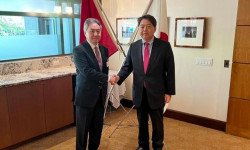 Кыргыз - жапон дипломаттары Нью-йоркто чек арадагы кырдаалды талкуулады