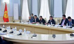 Акылбек Жапаров Дүйнөлүк банктын делегациясы менен кызматташуунун келечегин талкуулады