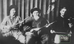 Таңшы комуз: Залкар комузчулардын күүлөрү   (аудио)