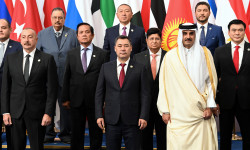 Астана шаарында өтүп жаткан АӨИЧК VI саммитинин катышуучулары менен учурашуу аземи болуп өттү