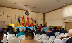 Бакыт Төрөбаев: Мамлекет кол тийгис запасын өзү өндүргөн буудай менен толуктоого ниеттенүүдө