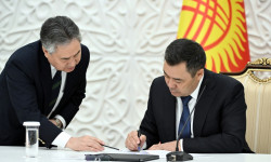 Садыр Жапаров ЖККУнун Жамааттык коопсуздук кеңешинин видеоконференция форматындагы кезексиз сессиясына катышты