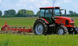 Быйыл дыйкандарга 869 техника лизингге берилди