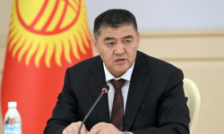 Камчыбек Ташиев  "Кемпир-Абад" боюнча ачык маек курду