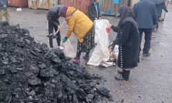 Сузакта аз камсыз болгон үй-бүлөлөргө акысыз көмүр таратылууда