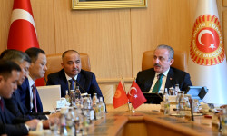 Төрага Нурланбек Шакиев Түркиянын Улуу Улуттук жыйынынын Төрагасы Мустафа Шентоп менен жолугушту