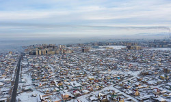 Чүй жана Ошто документи жок үйлөргө кызыл китеп берилет