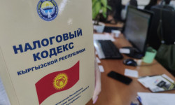 Адылбек Касымалиев жеке ишкерлер менен жолугушту