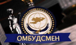 Атыр Абдрахматованы кесиптештери  кызматтан кетишин талап кылышууда