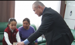 Президенттин белеги Оштогу балдарга жетти