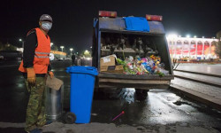 «Ала-Тоо» аянтындагы Жаңы жылдык майрамдан кийин 5 тонна таштанды чыгарылды