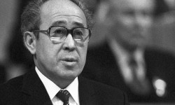 Абсамат Масалиевдин 90 жылдыгын майрамдоого даярдык көрүү боюнча уюштуруу комитети түзүлдү