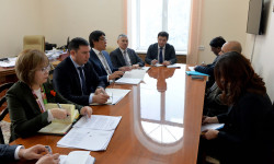 Эдил Байсалов Индиянын Элчиси Арун Кумар Чаттержи менен жолугушту