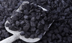 Жалал-Абад шаарында көмүрдүн тоннасын 5 миң сомдон сатуу уланууда