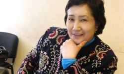 Бейне: Акын Бактыгүл Чотурова   (аудио)