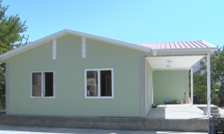 Баткендеги жаңы курулган үйлөр четинен тапшырылууда