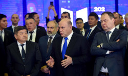 Акылбек Жапаров “Digital Almaty 2023: жаңы реалдуулукта санариптик өнөктөштүк” форумуна катышты