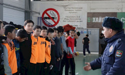 Талас шаарында милиция окуучуларды сергек жашоого үгүттөөдө