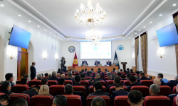 Салыкчылардын кимиси кызматынан кол жууйт?