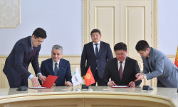 Акылбек Жапаров Тигран Саркисян менен жолукту