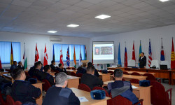 Бажы кызматкерлери баңгизаттарды аныктоо боюнча тренингден өттү 