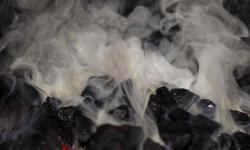 Өзгөндө үч наристе иске ууланып чарчап калды