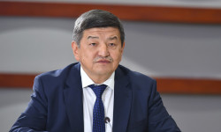 Акылбек Жапаров менен маек