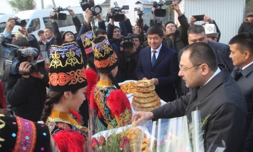 Кыргыз-өзбек алакасы бекемделип жатат