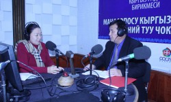 Түз эфирдеги  жолугушуу: журналист жана акын Дүйшөк Мамбетөмүров (аудио)