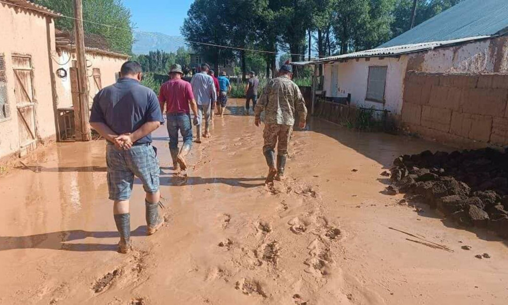 В селе Куланак Нарынской области сошел сильный сель