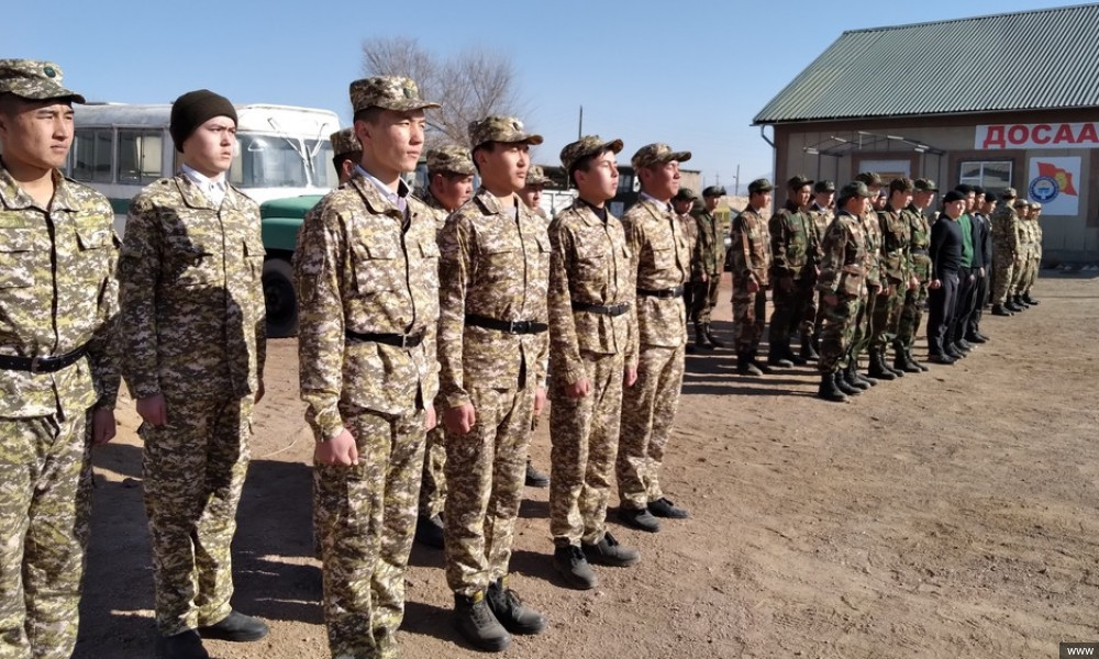 Ош жана Баткен облустарында аскердик машыгуулар өтүп жатат