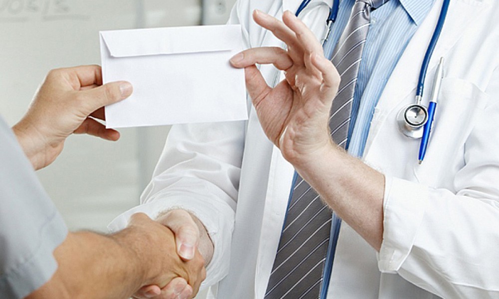 Менчик томографияларга жолдогон медиктер капчыгына канча сом салат? 