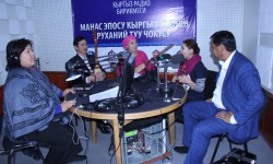 Түз эфирдеги жолугушуу: "Эл ырчысы Эстебес" тобу.