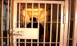 Абактагы үч миңден ашык адам мунапыс менен бошотулду