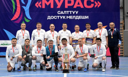 В Бишкеке прошел традиционный дружеский турнир по футболу «Мурас» с участием Садыра Жапарова