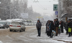 -20...-25°. Аба ырайы кескин өзгөрүп, кар катуу жаайт