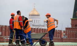 Проблемы мигрантов в РФ. МИД КР передал российскому послу ноты