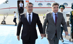 Президент Садыр Жапаров “Борбор Азия - Кытай” cаммитине катышуу үчүн Астанага барды